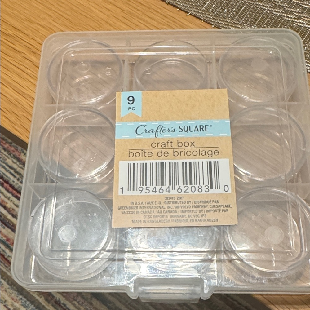 Crafter's Square Clear Craft Box